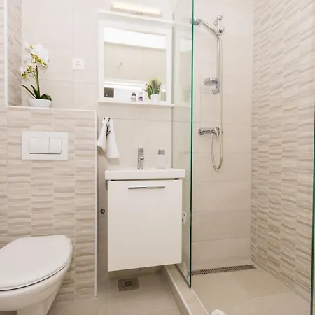 Apartment La-comfort One Bedroom With Sea View Terrace 2 Veliki Drvenik
