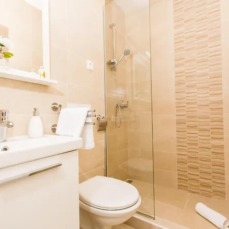 Apartment La-comfort One Bedroom With Sea View Terrace 2 *