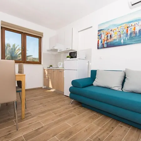 La-comfort One Bedroom With Sea View Terrace 2 Veliki Drvenik